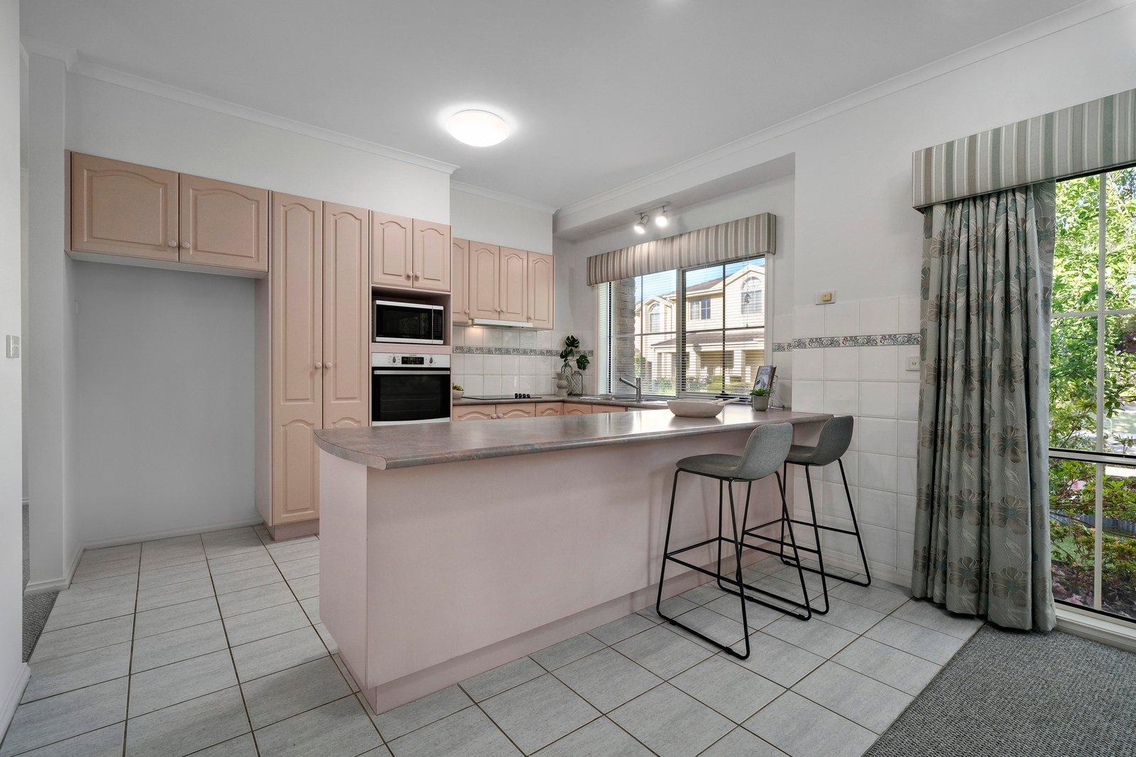 4 Kurrajong Way, Blackburn North, 3130