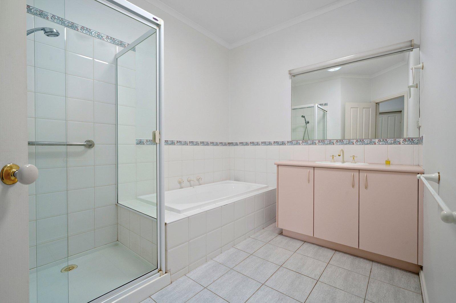 4 Kurrajong Way, Blackburn North, 3130