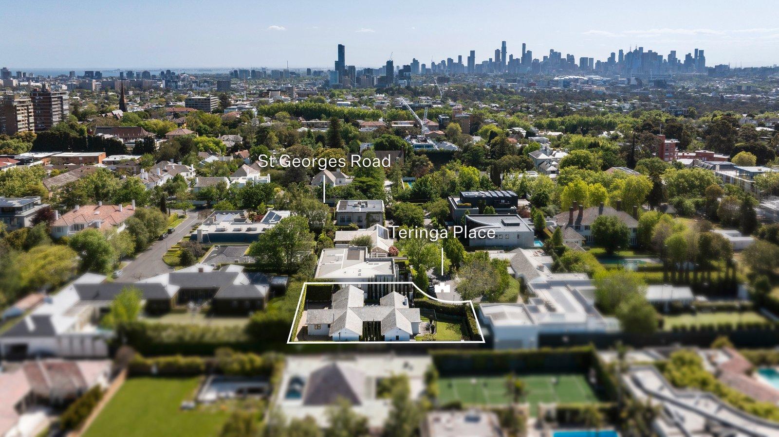 4 Teringa Place, Toorak, 3142