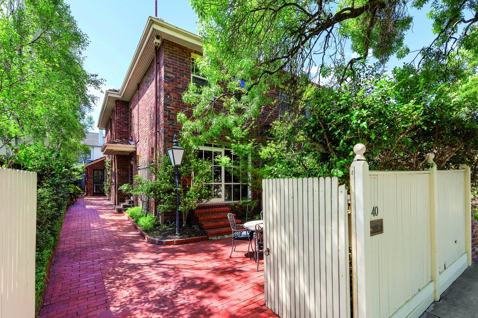 40 Ellerslie Place, Toorak, 3142