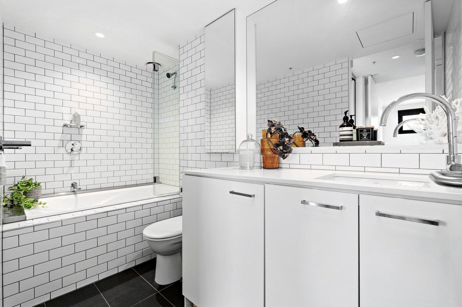 406/81 Asling Street, Brighton, 3186