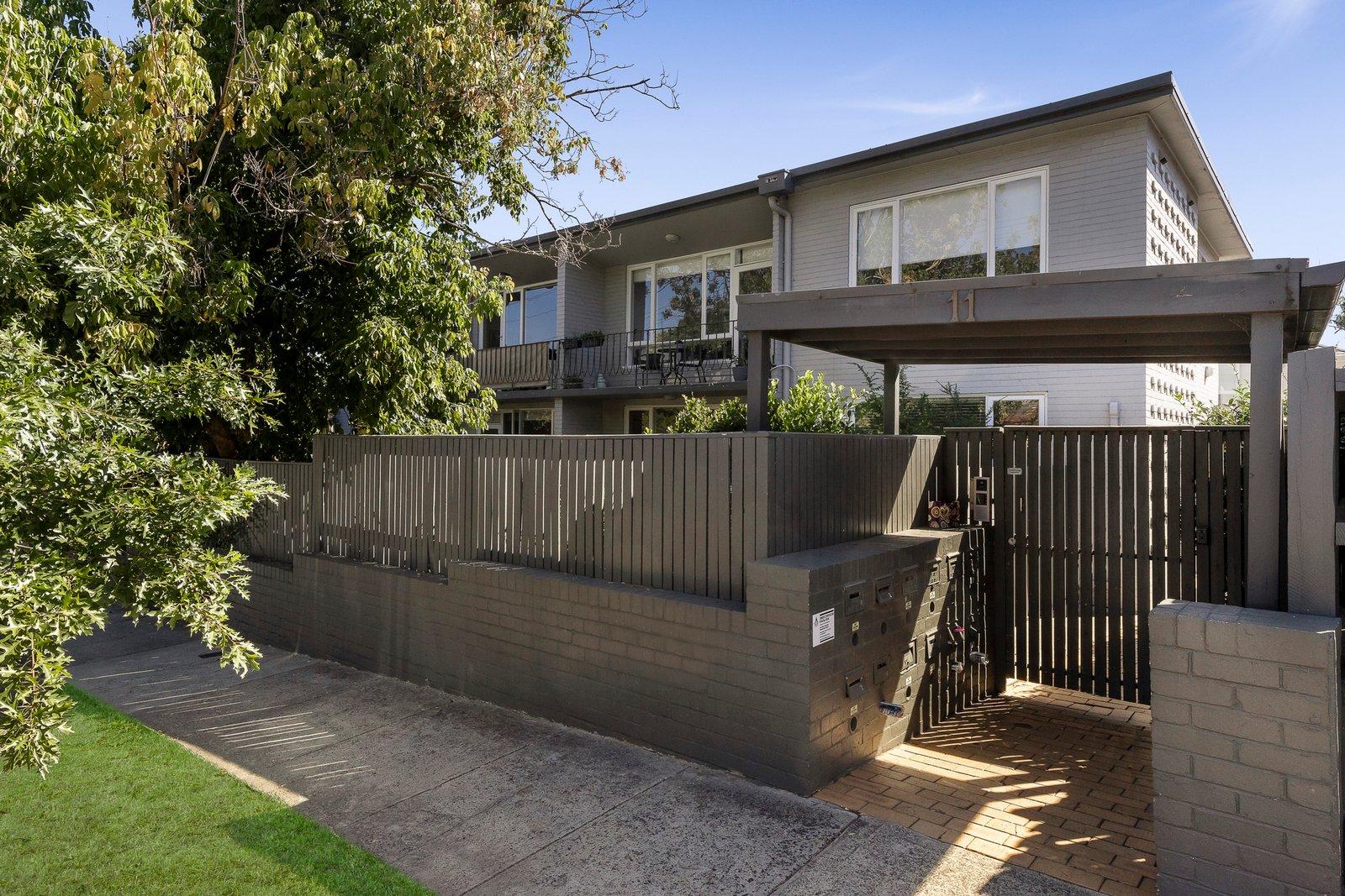 4/11 Kooyong Road, Caulfield North, 3161