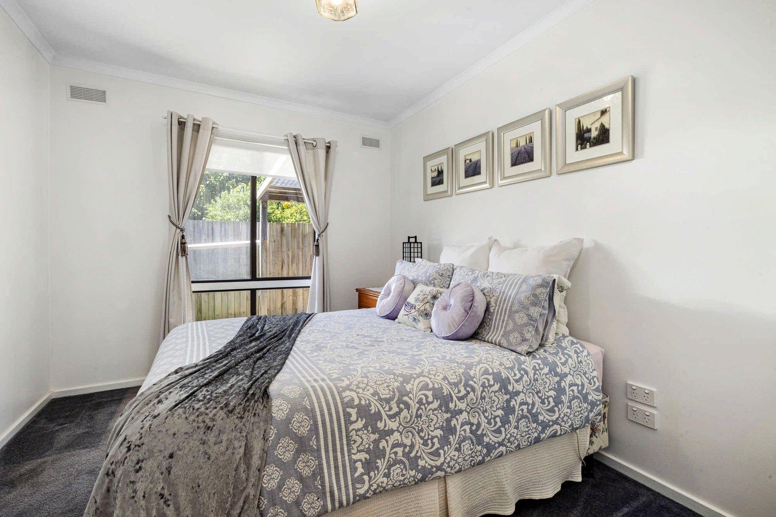 4/17-19 Van Ness Avenue, Mornington, 3931
