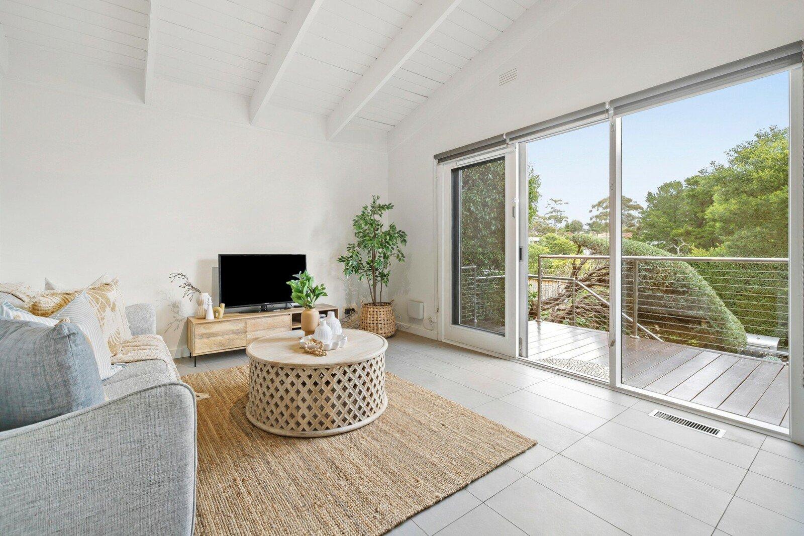 42 Wimborne Avenue, Mount Eliza, 3930