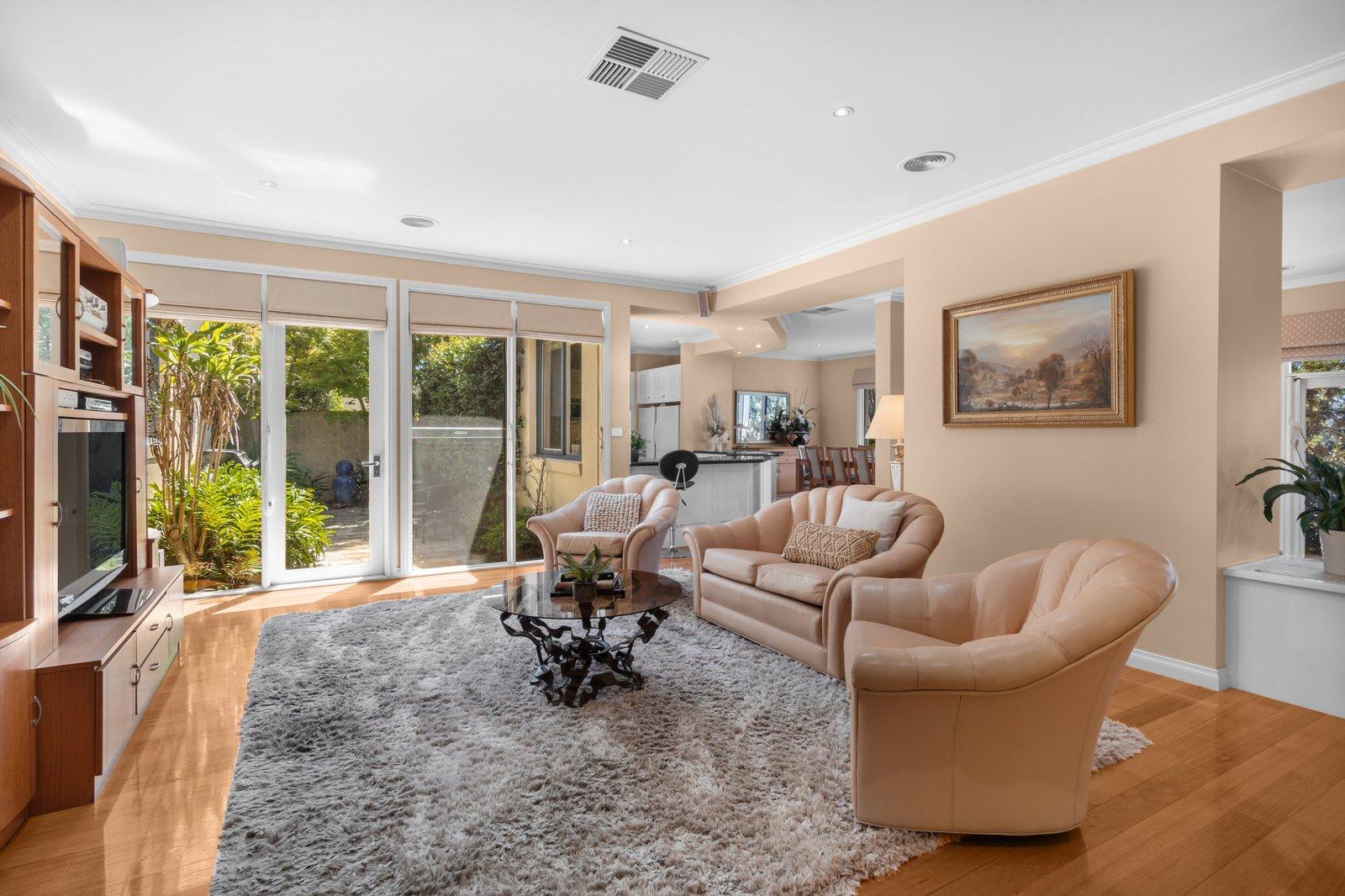 43 St John Circle, Chirnside Park, 3116