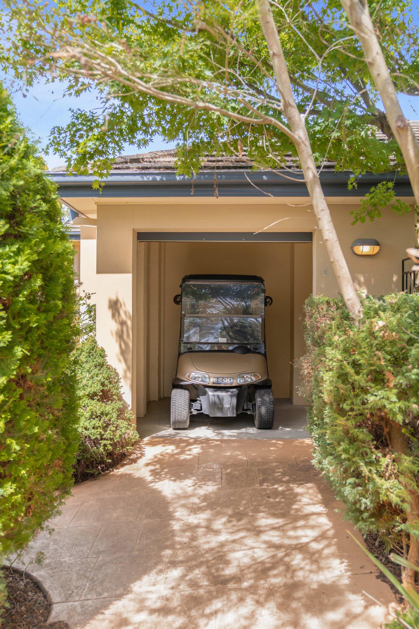 43 St John Circle, Chirnside Park, 3116