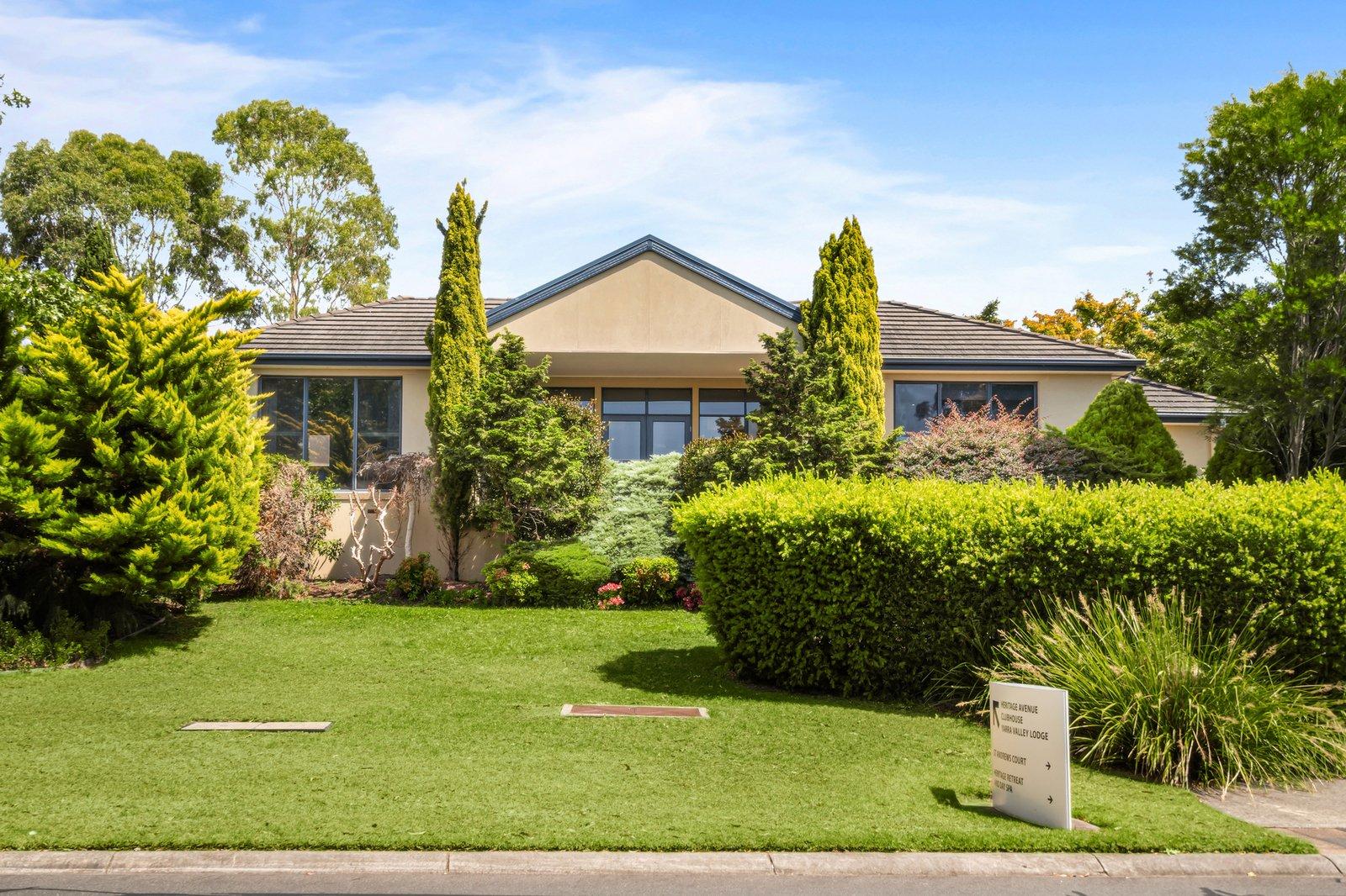 43 St John Circle, Chirnside Park, 3116