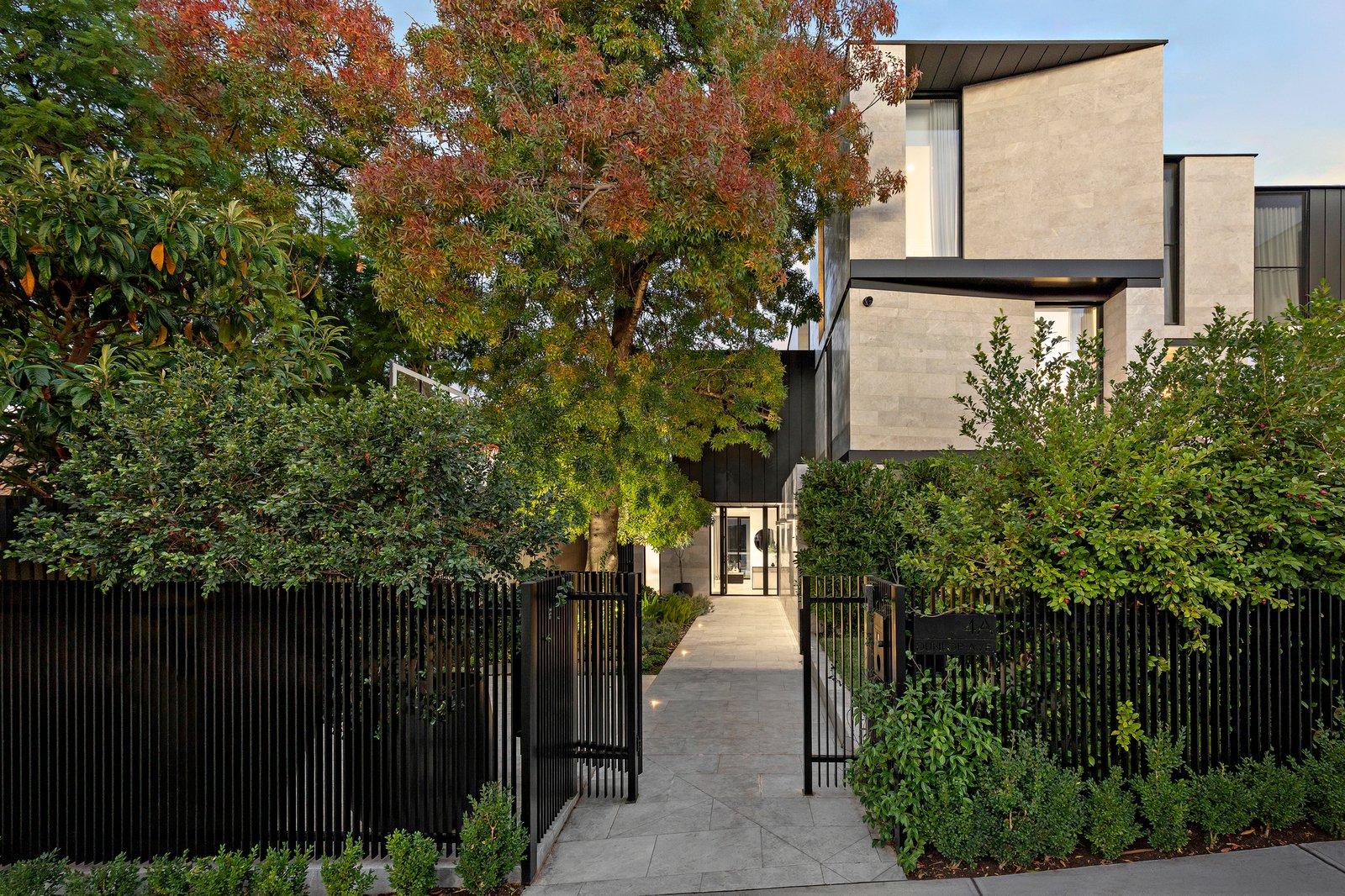 4A Dunlop Avenue, Kew, 3101