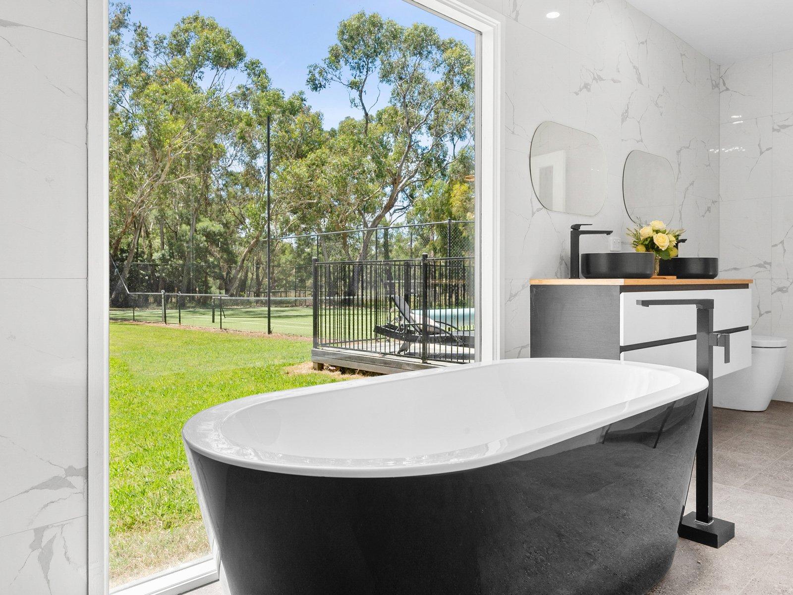 50 Hunts Road, Tuerong, 3915