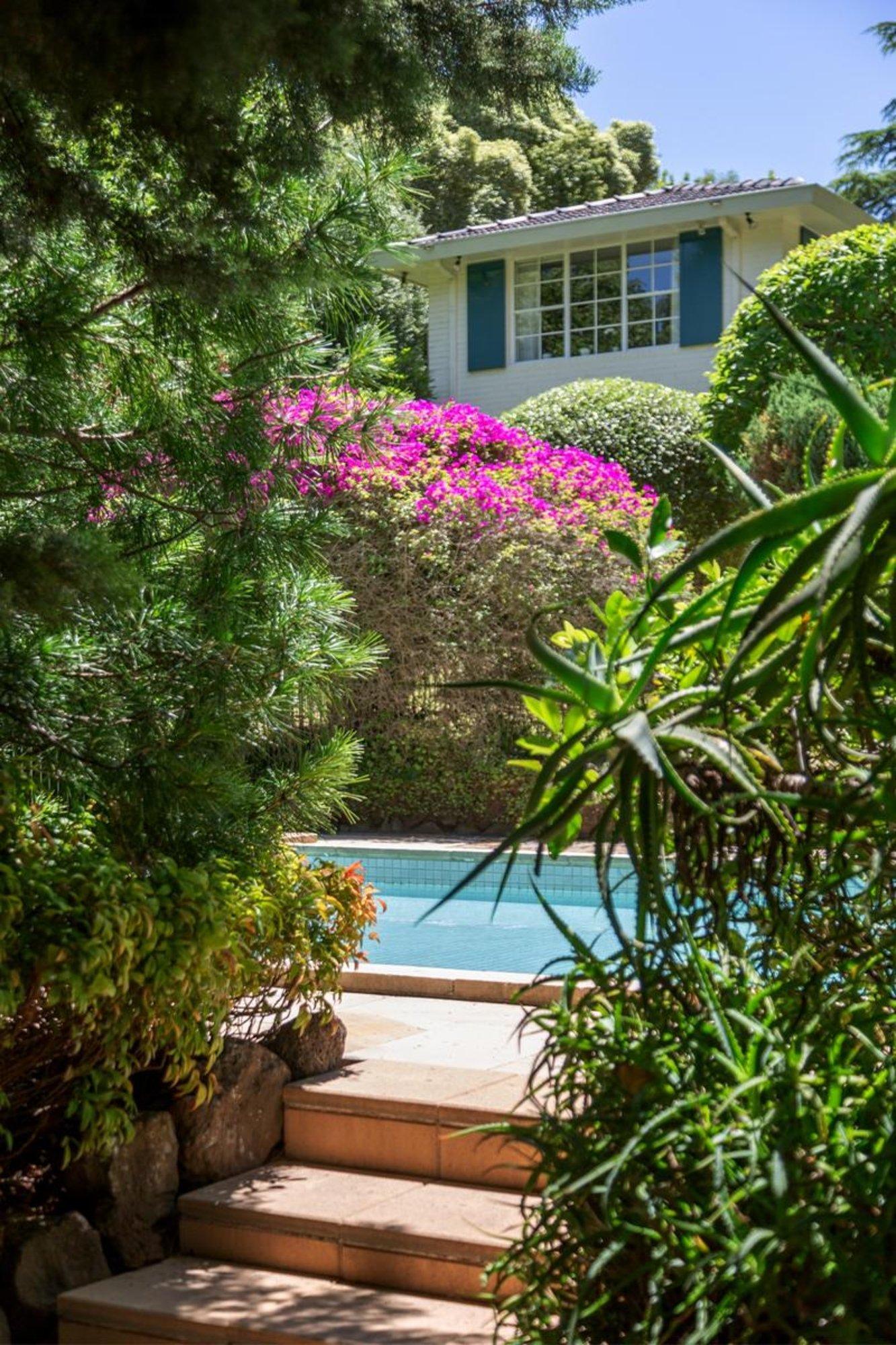 50 Pine Ridge, Donvale, 3111