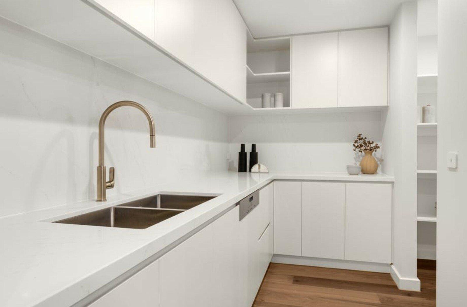 6 Ryburne Avenue, Ashburton, 3147