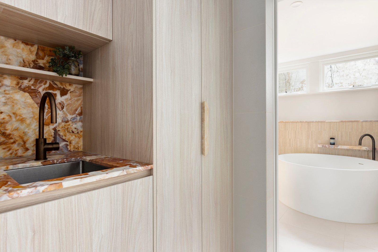 6/50 Grange Road, Toorak, 3142