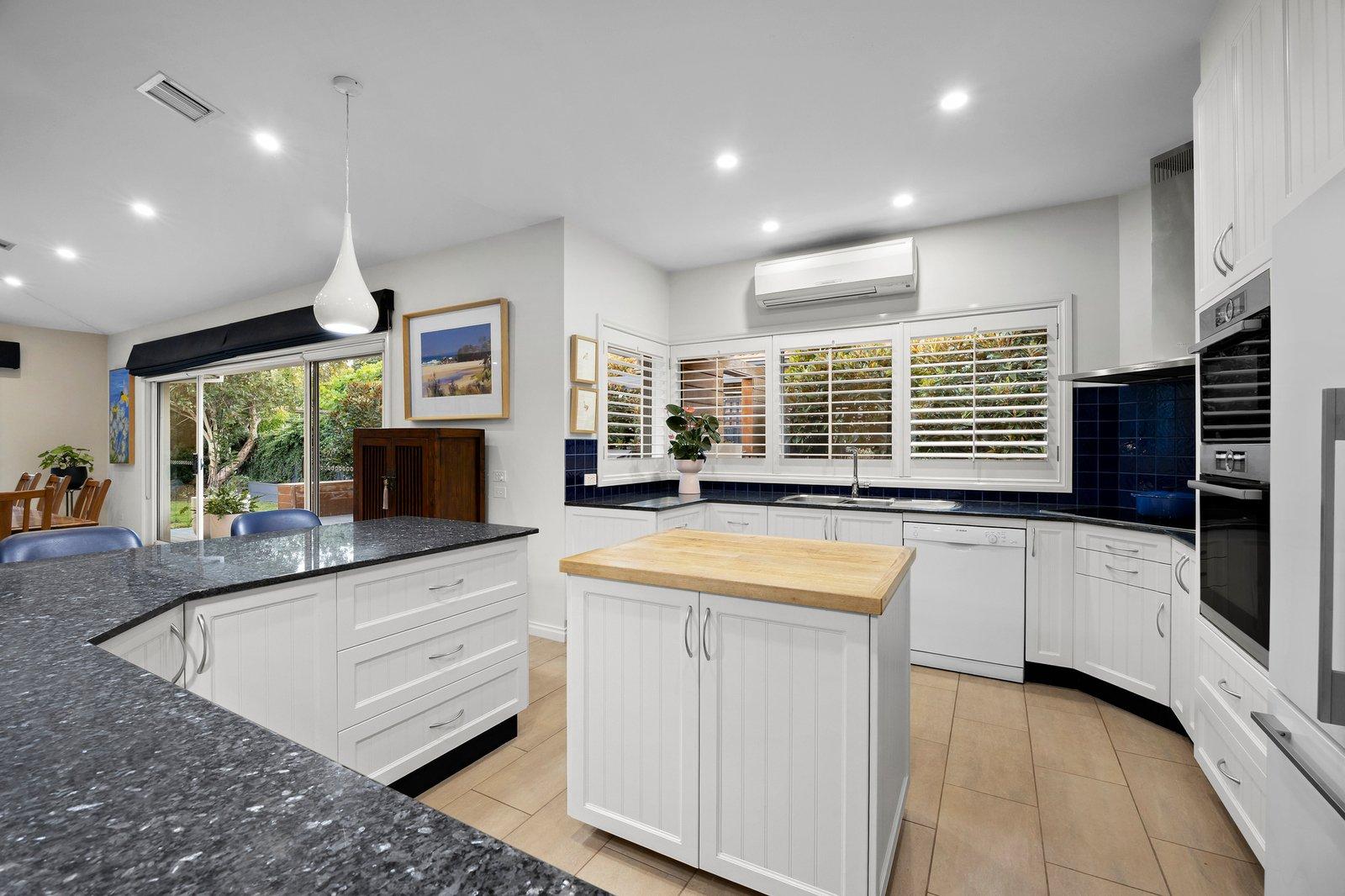 69 Morey Road, Beaumaris, 3193