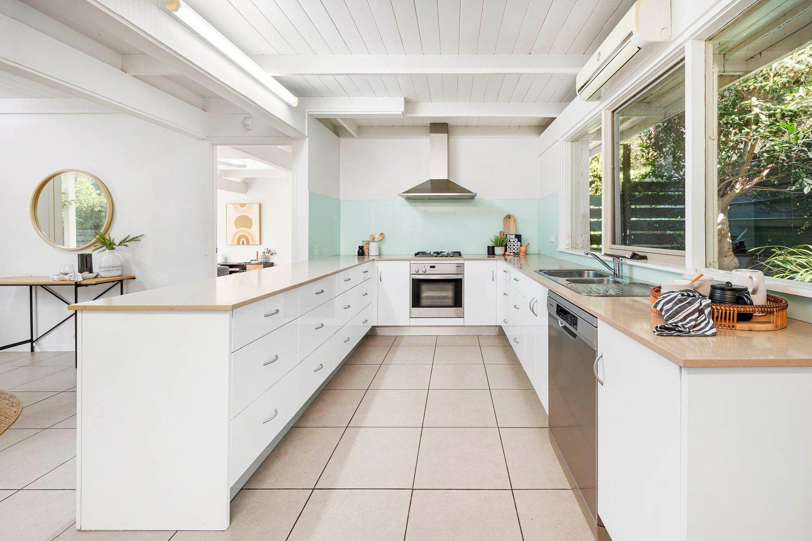 7 Gillards Road, Mount Eliza, 3930