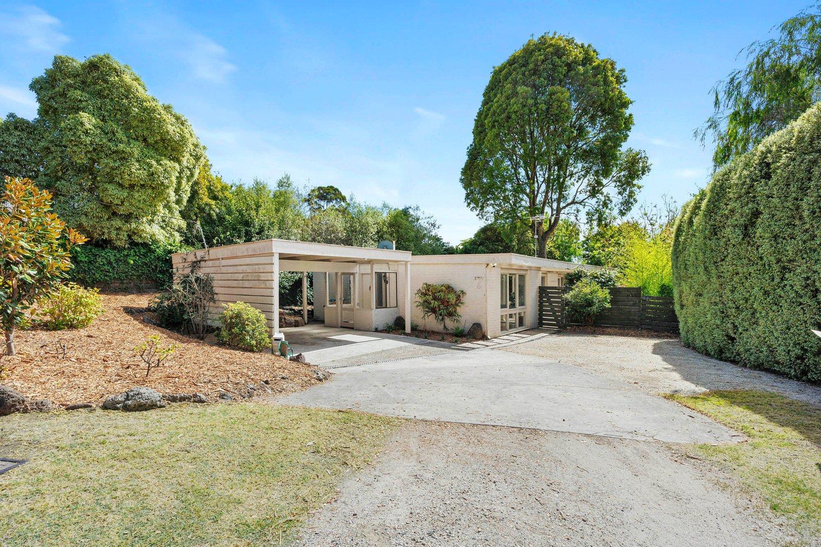 7 Gillards Road, Mount Eliza, 3930