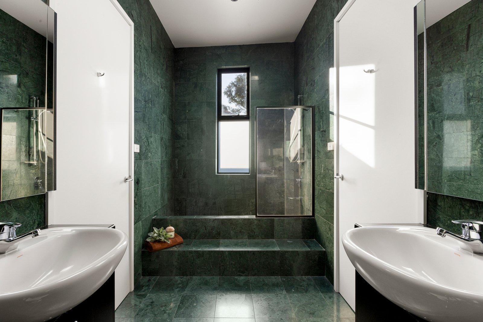 7 Zoe Circuit, Northcote, 3070