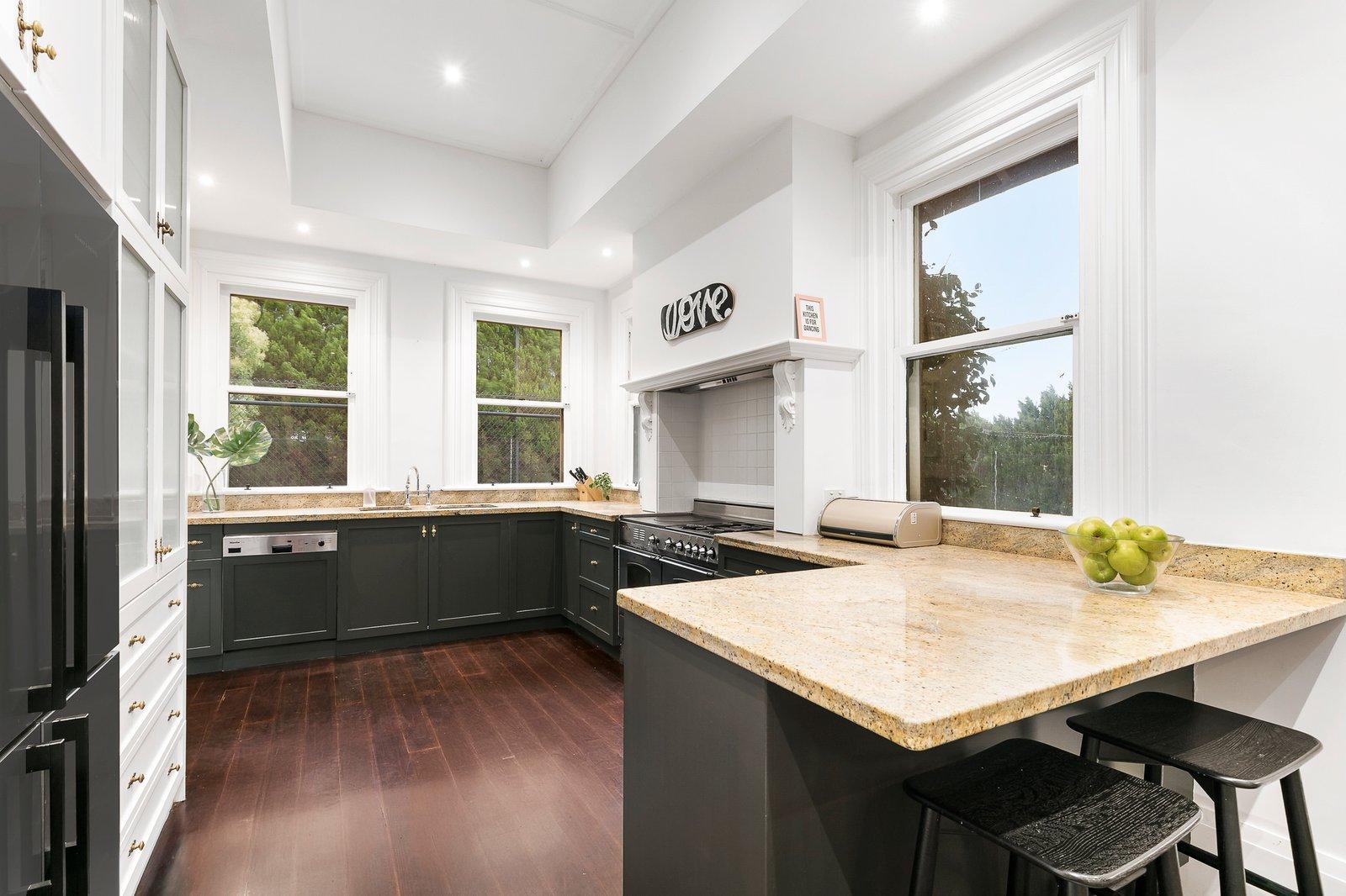 8-10 Howard Street, Kew, 3101