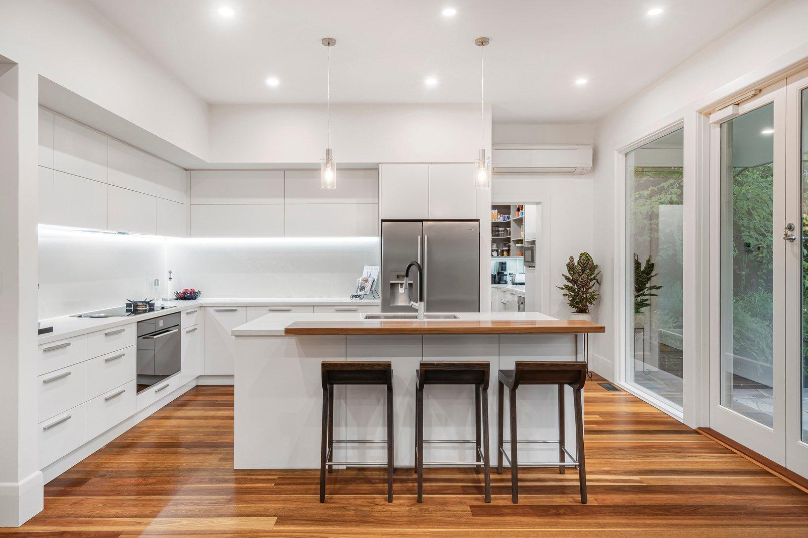 8 Winson Green Road, Canterbury, 3126