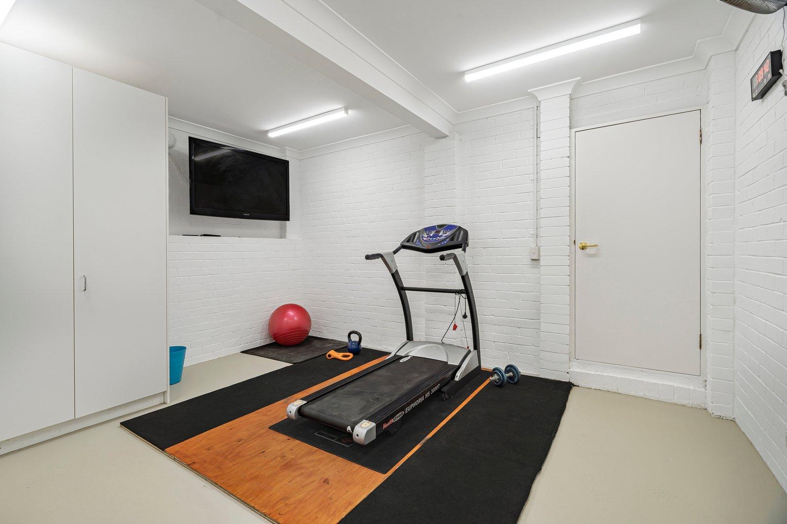 8 Winson Green Road, Canterbury, 3126