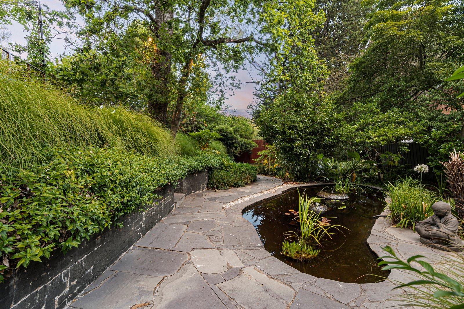 8 Winson Green Road, Canterbury, 3126