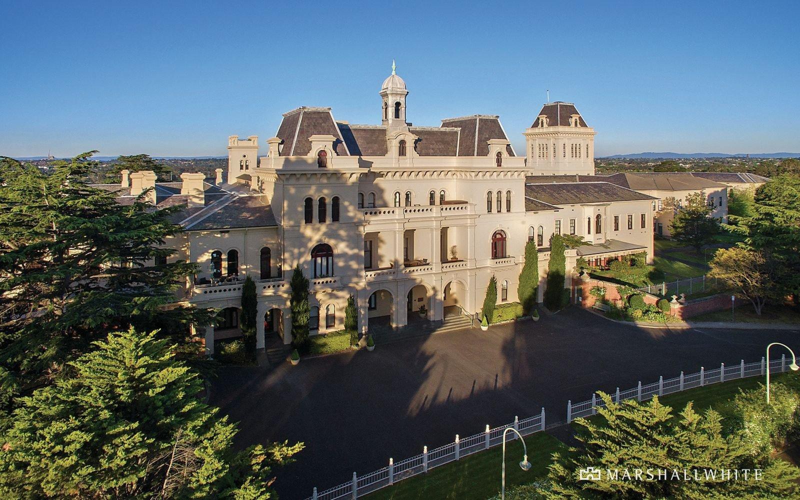 81 Wiltshire Drive, Kew, 3101