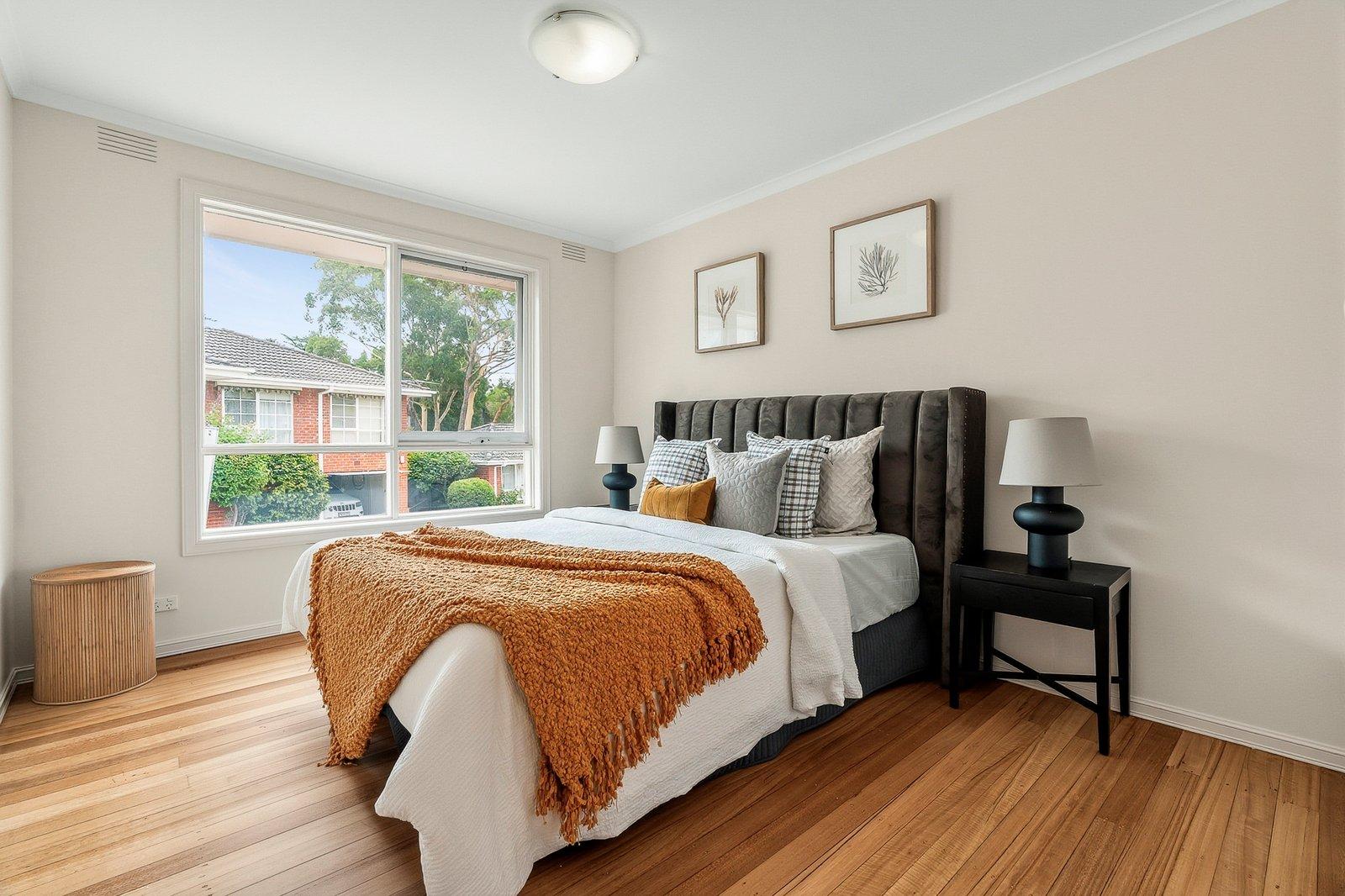 8/17 Kingsley Crescent, Mont Albert, 3127