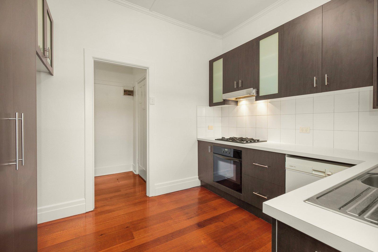 8/1A Hawsleigh Avenue, Balaclava, 3183