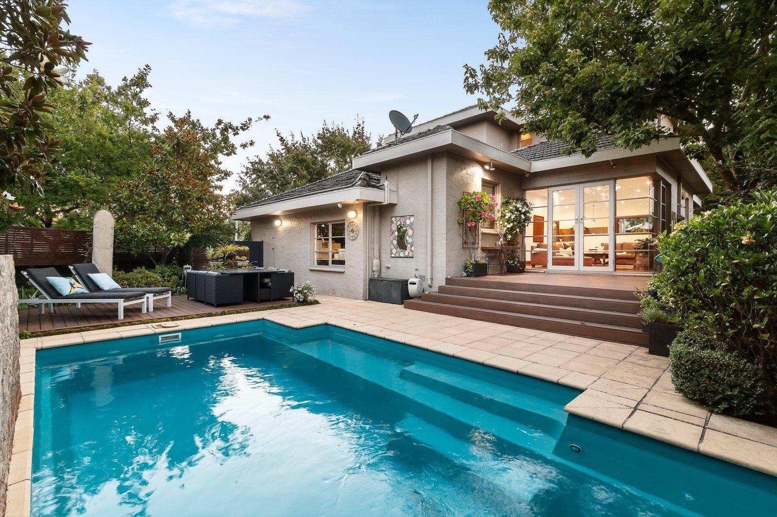 87 Victoria Crescent, Mont Albert, 3127