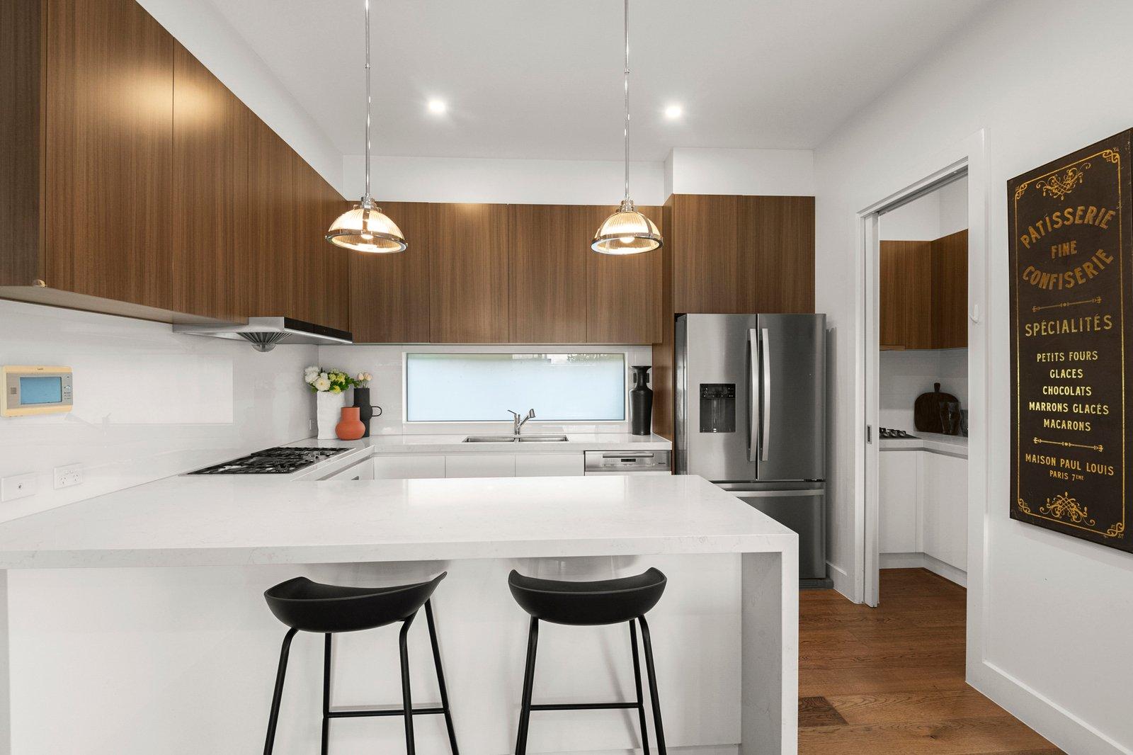 9 Manniche Avenue, Mont Albert North, 3129