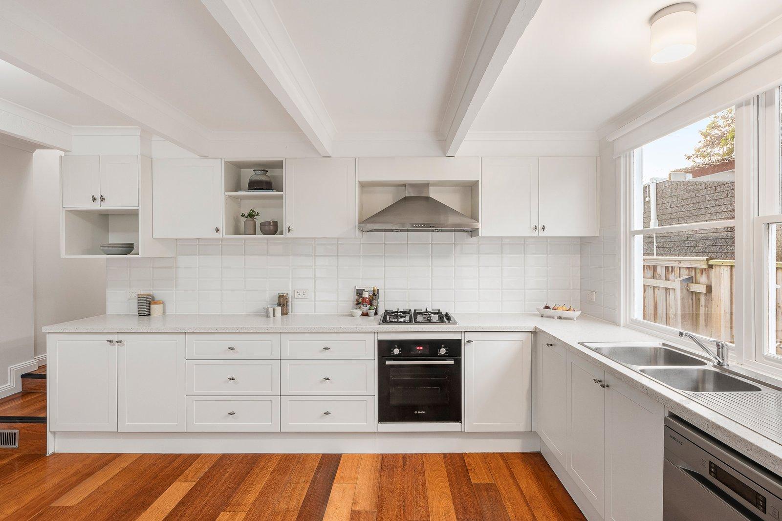 9 Ermington Place, Kew, 3101