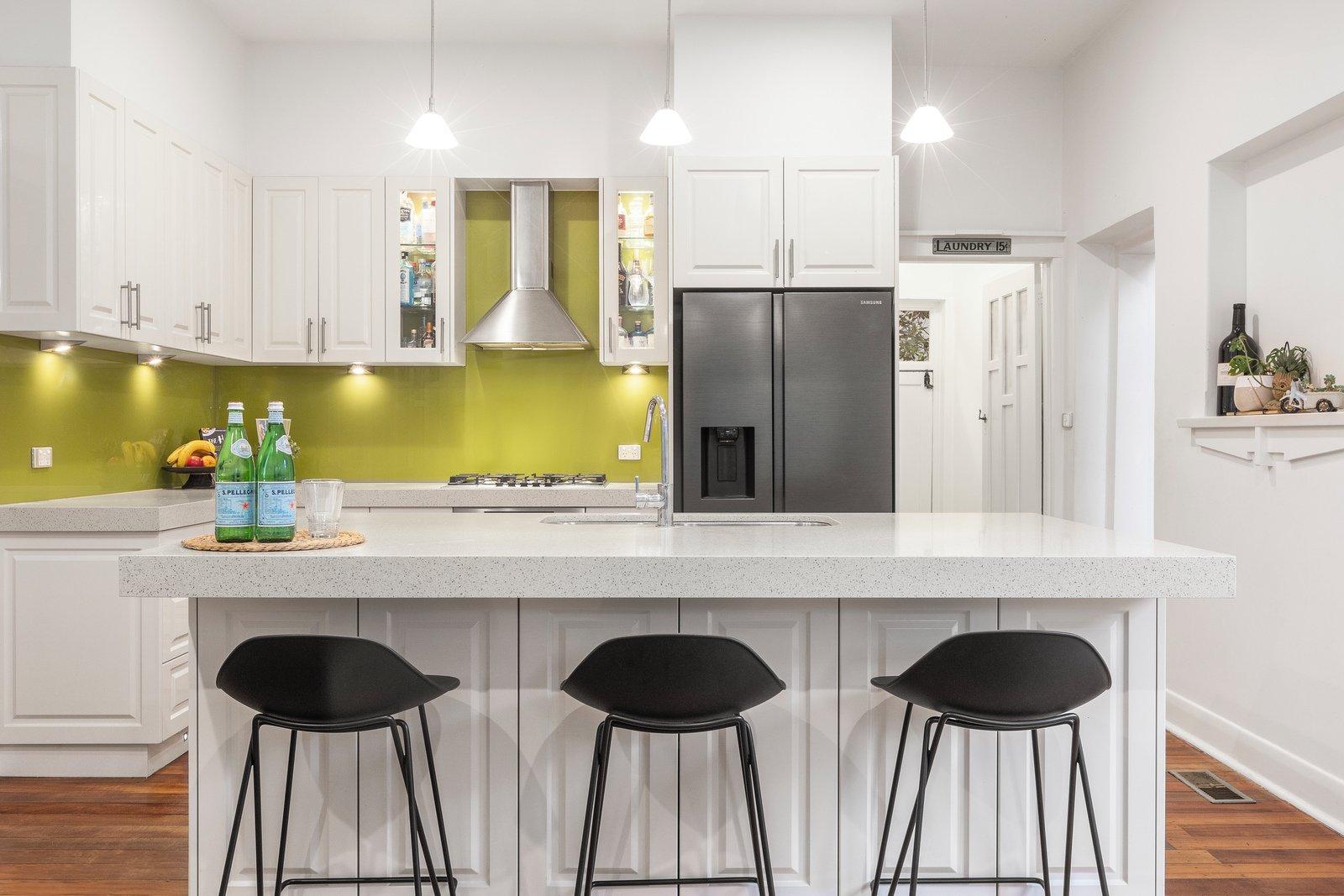 9 Great Valley Road, Glen Iris, 3146