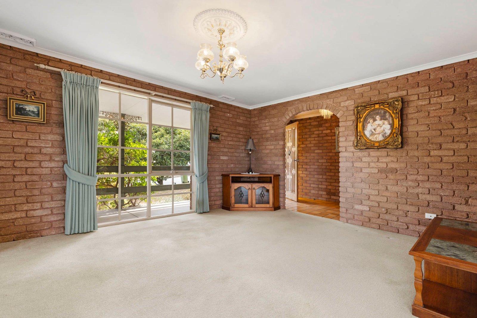 1 St James Crescent, Mount Eliza, 3930