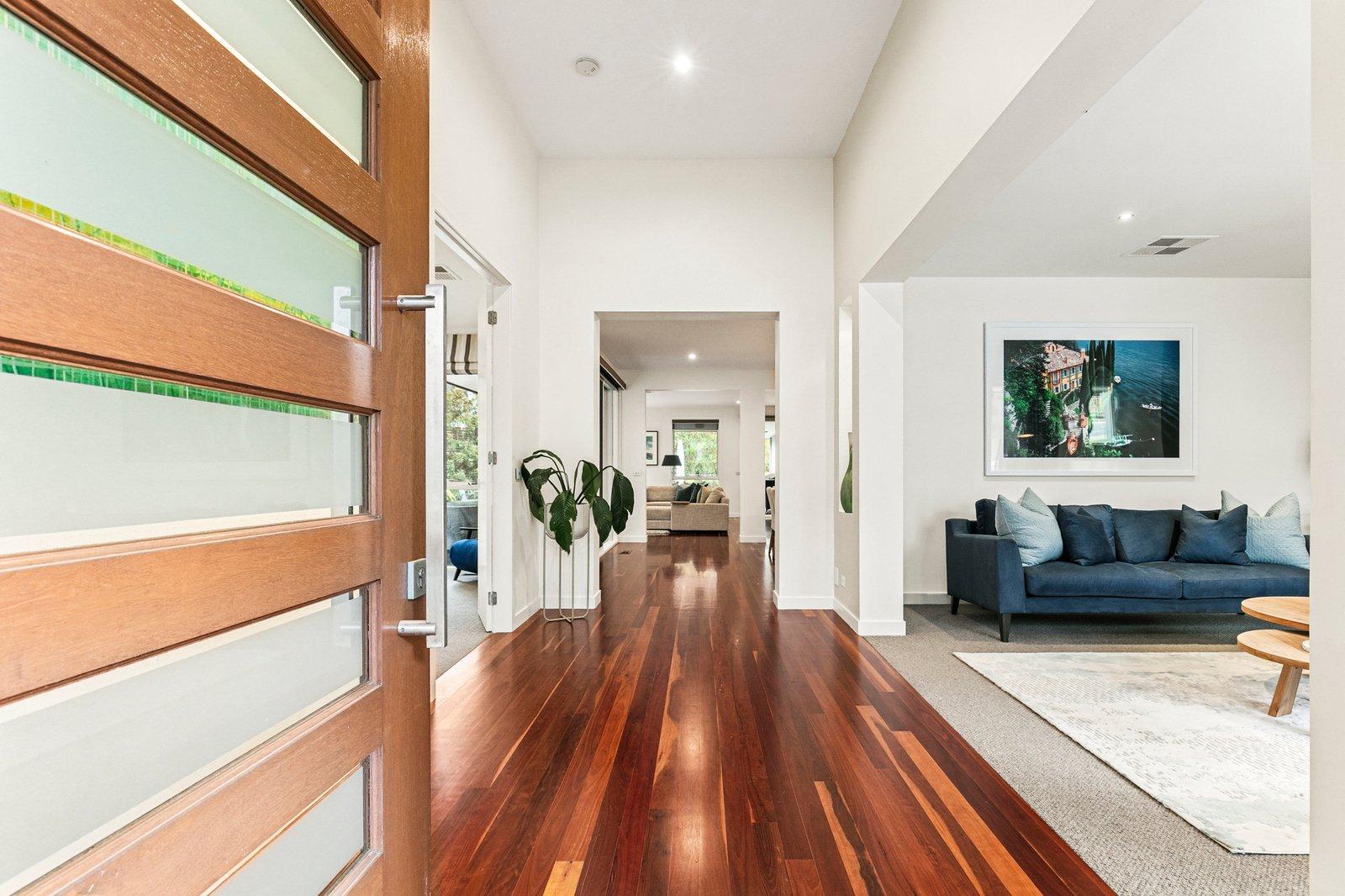 1 Wisteria Way, Warranwood, 3134