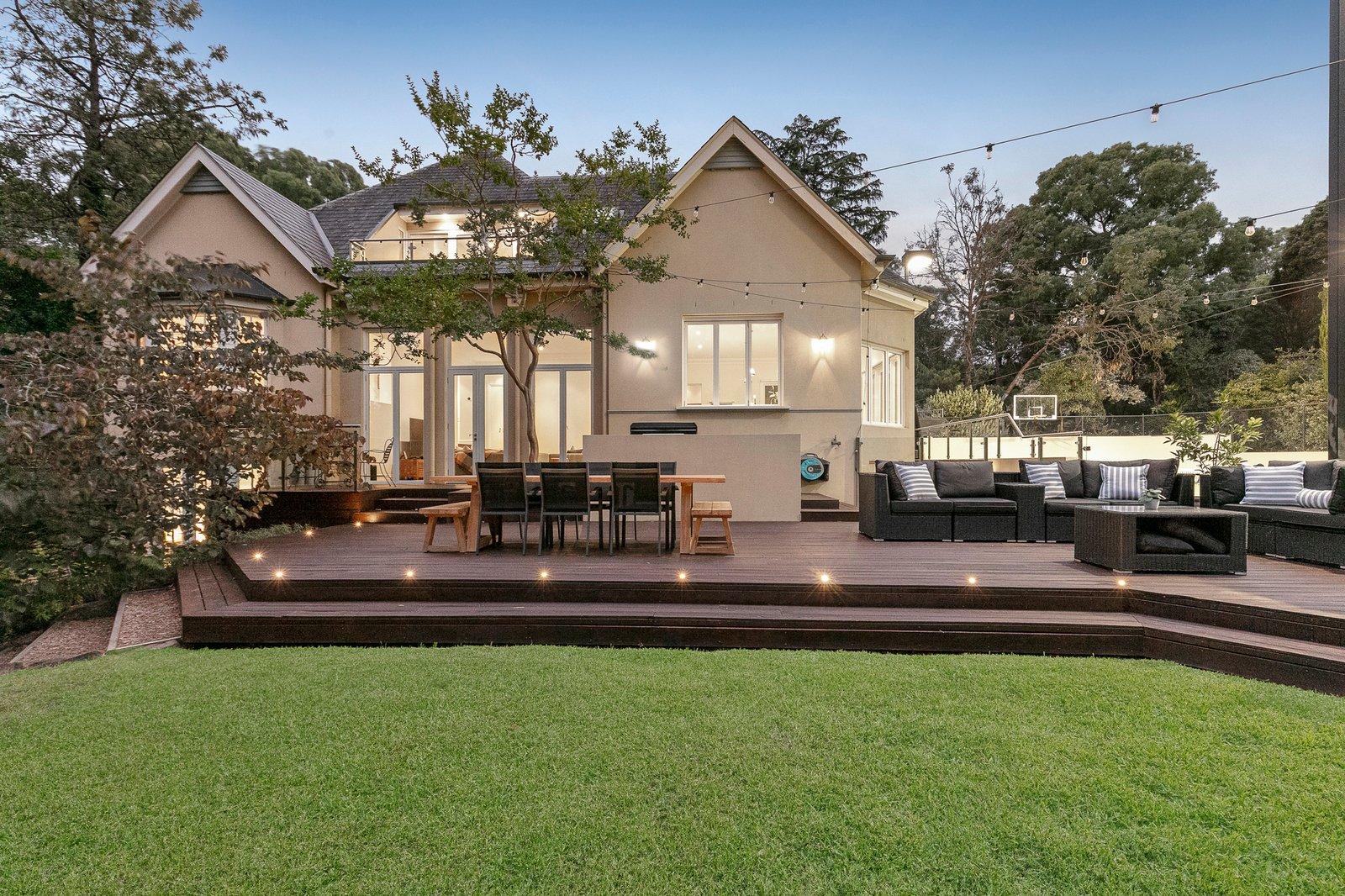 10 Acacia Avenue, Blackburn, 3130