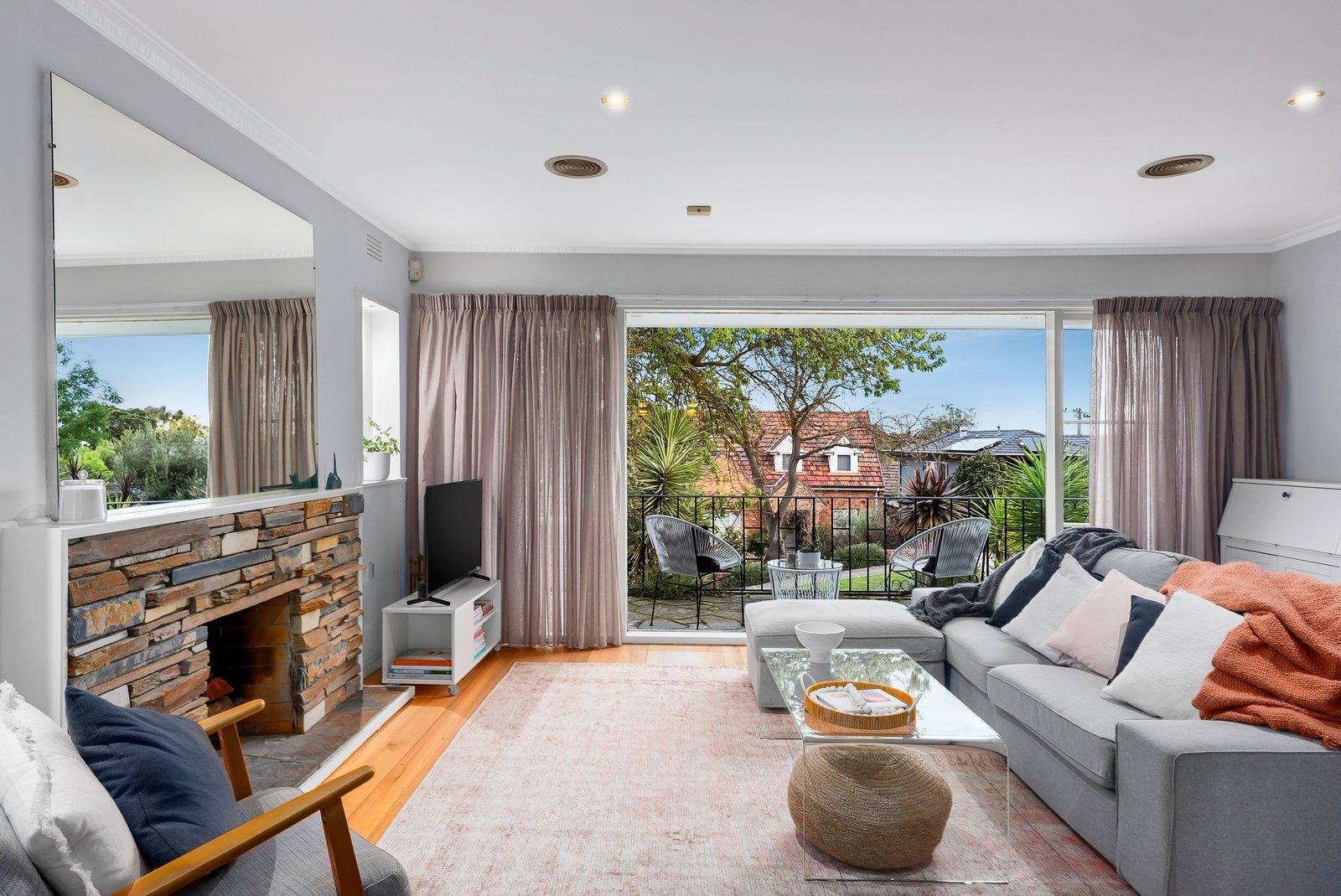 10 Beauview Parade, Ivanhoe East, 3079