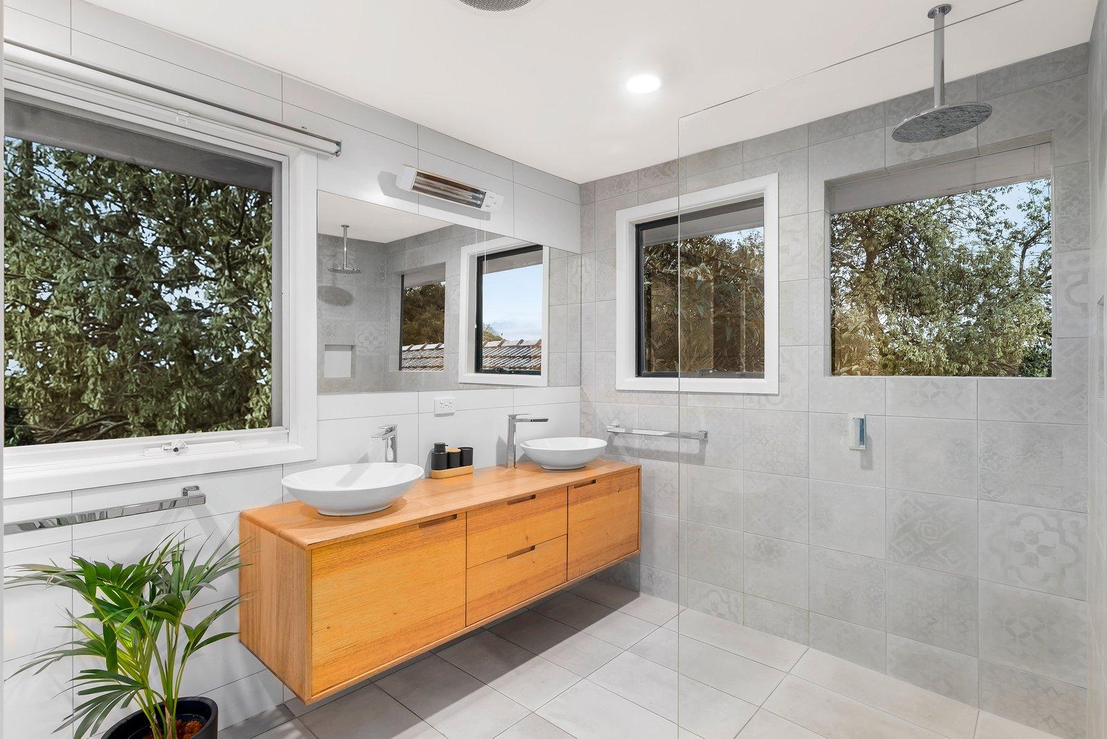 10 Beauview Parade, Ivanhoe East, 3079