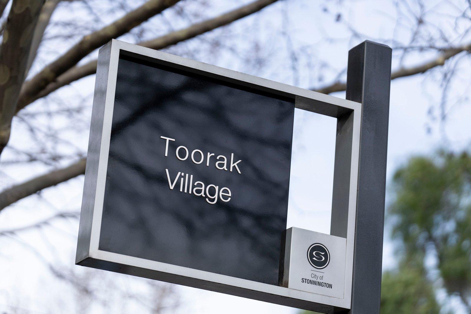 10 Cole Court, Toorak, 3142