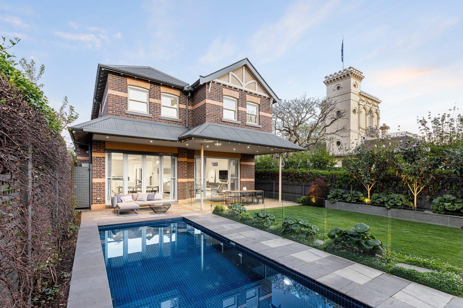 10 Russell Street, Camberwell, 3124