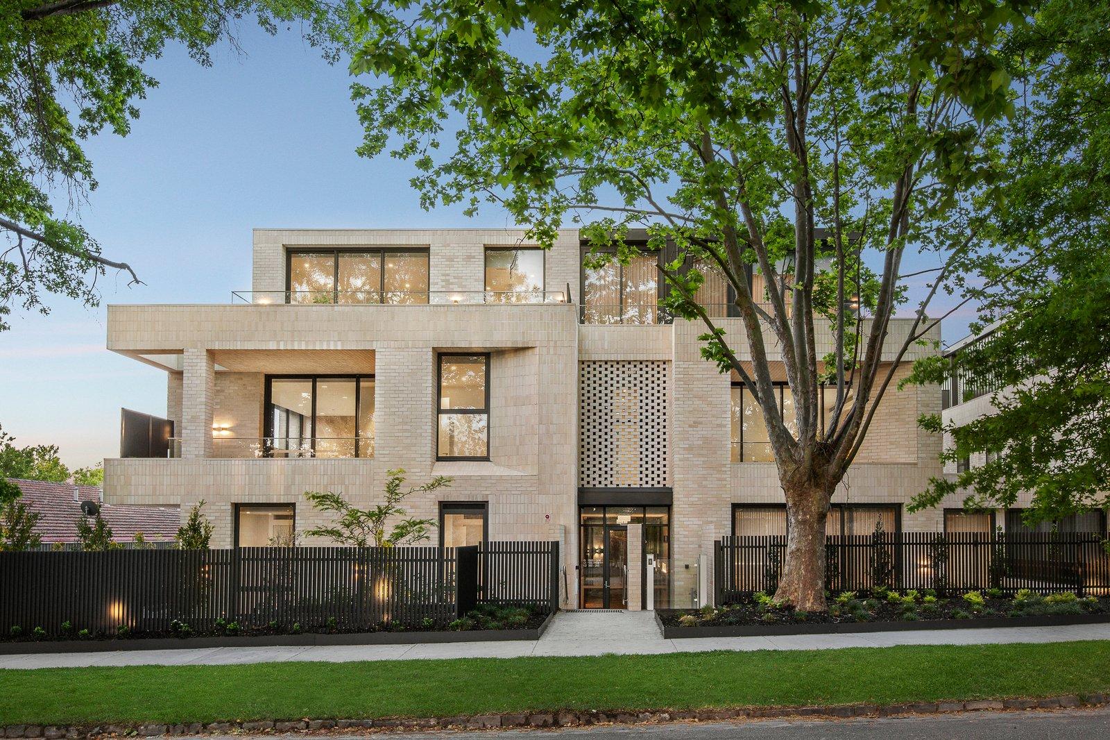 105/16-18 Fellows Street, Kew, 3101