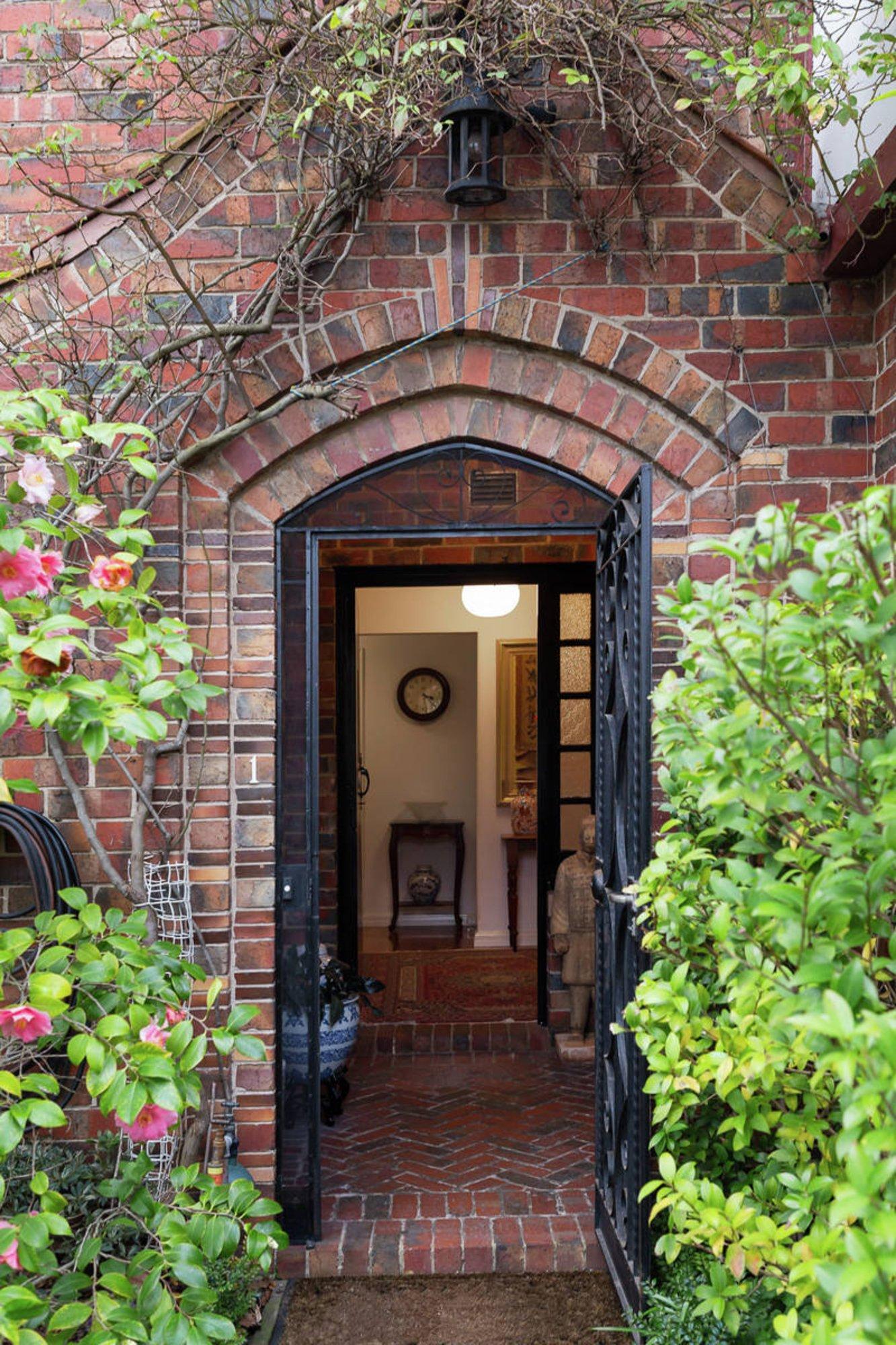 1077-1079 Malvern Road, Toorak, 3142