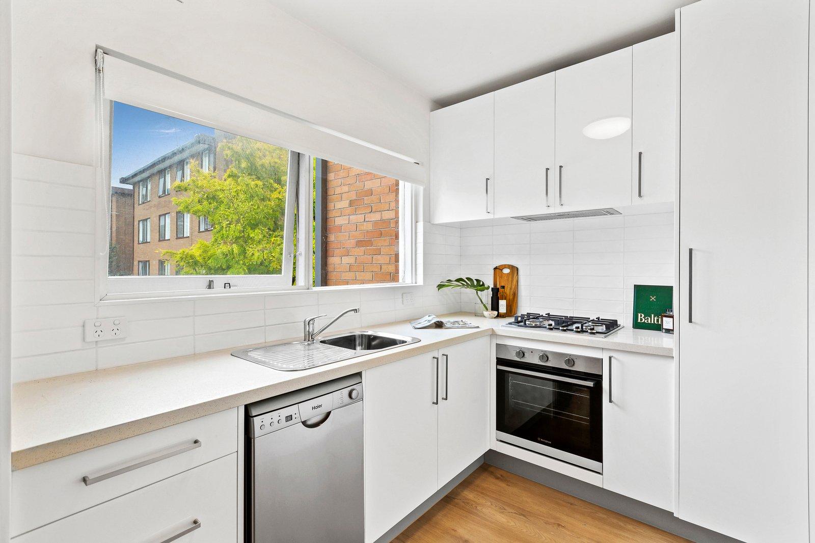 10/86 Park Street, St Kilda West, 3182