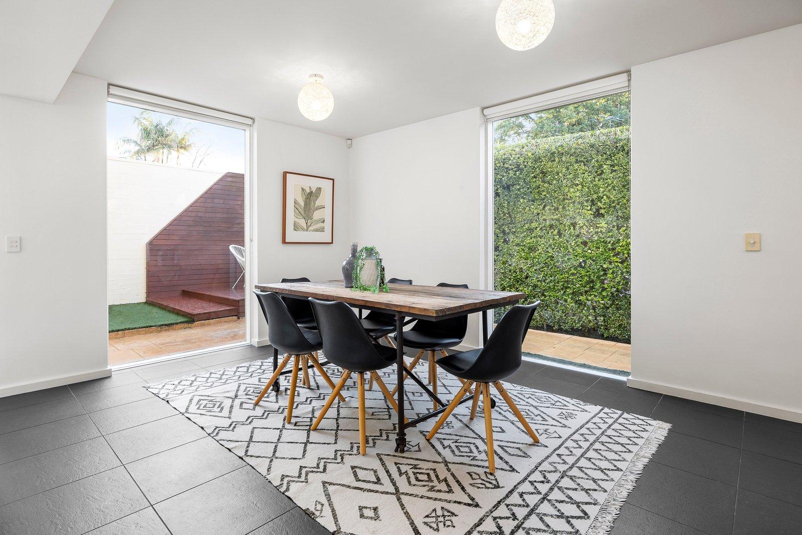 11 Myoora Road, Toorak, 3142