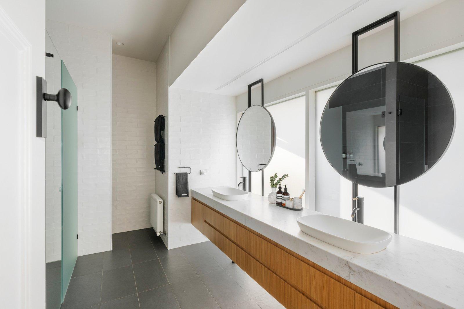 11 St Johns Avenue, Mont Albert, 3127