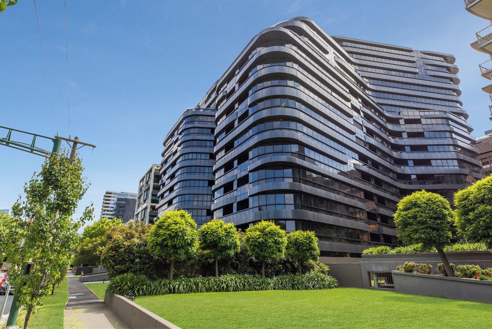 1102/20 Queens Road, Melbourne, 3004