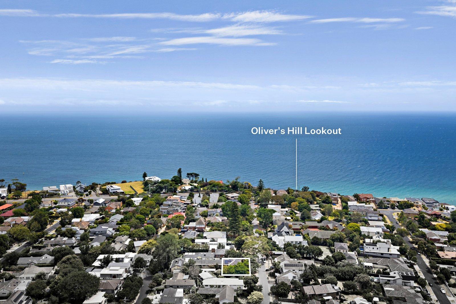 1/18 Bruarong Crescent, Frankston South, 3199