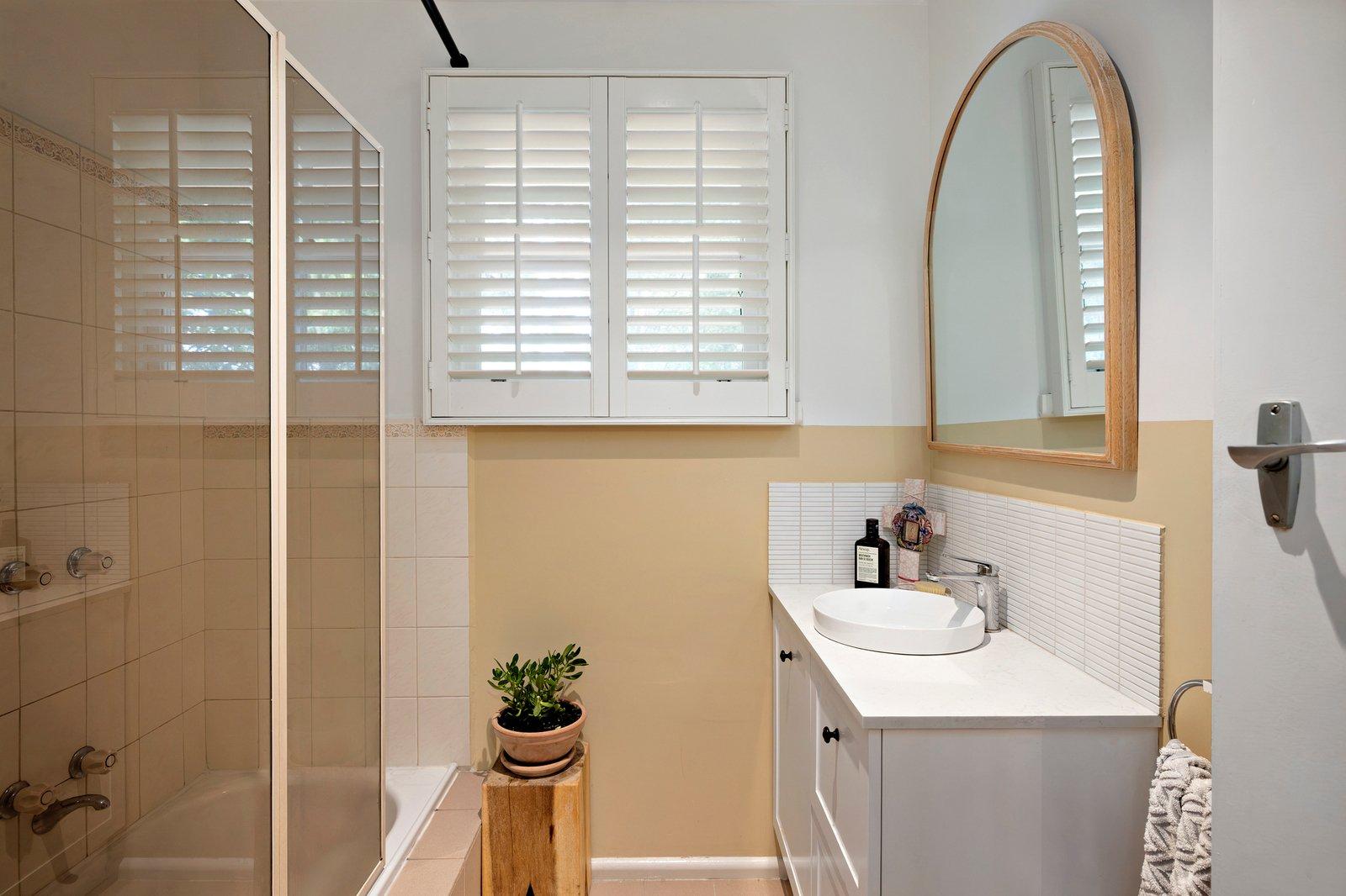 1/18 Bruarong Crescent, Frankston South, 3199