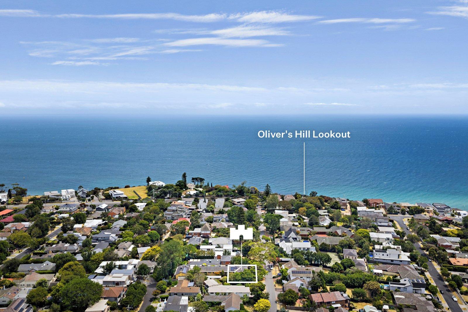 1/18 Bruarong Crescent, Frankston South, 3199