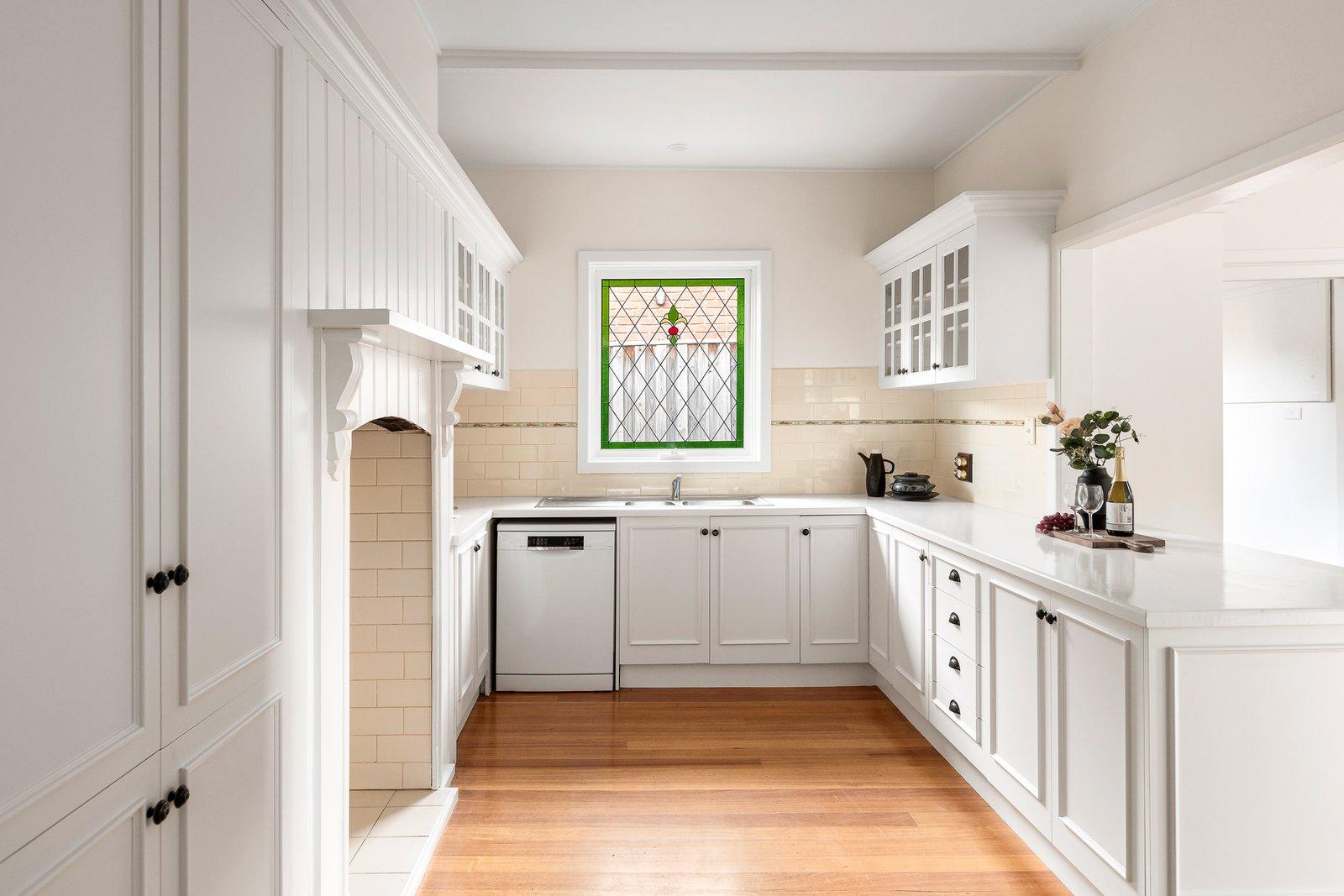 12 Conway Crescent, Balwyn, 3103