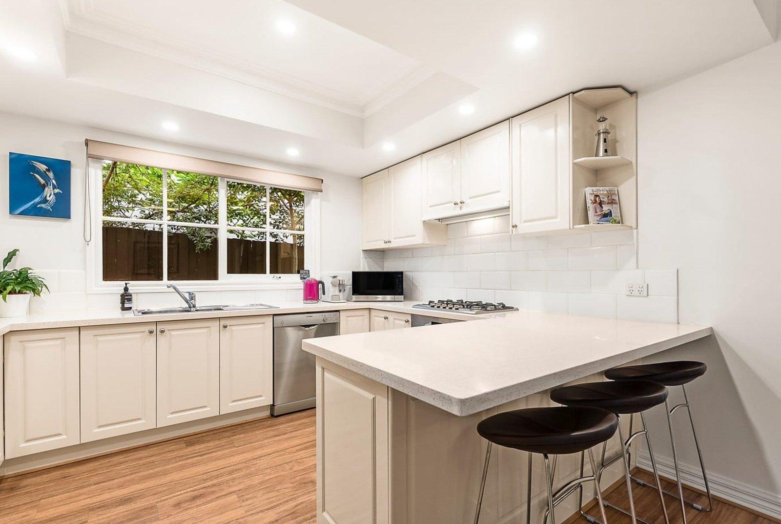 12 Deepdene Road, Deepdene, 3103