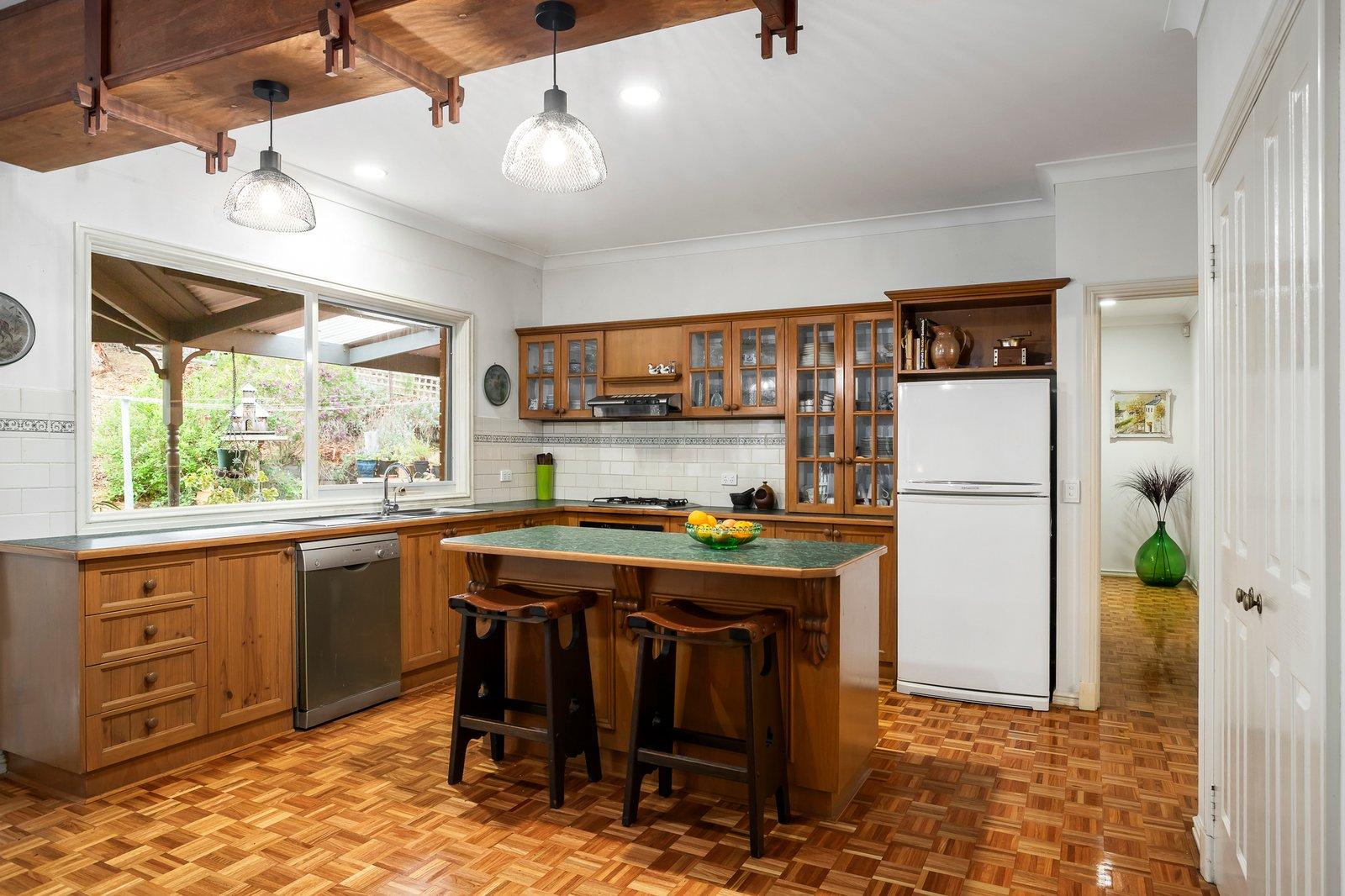 12 Raymond Elliot Court, Park Orchards, 3114